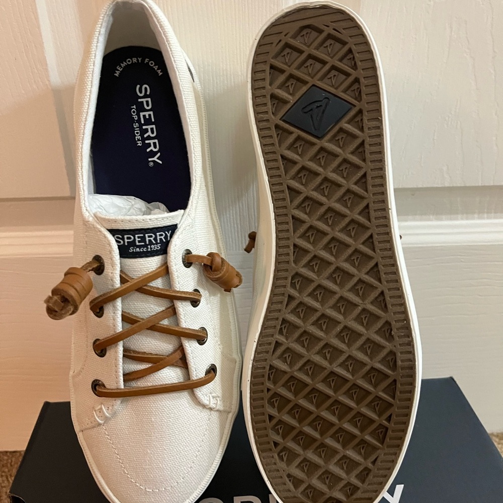 Sperry Women’s NWT White Canvas Platform Sneakers with Brown Laces - Picture 3 of 5